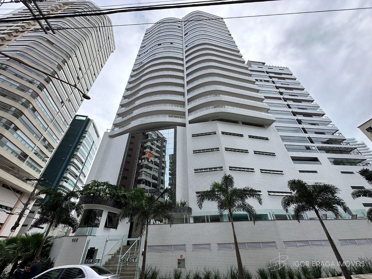 EXCELENTE APARTAMENTO, FINO ACABAMENTO E LAZER COMPLETO