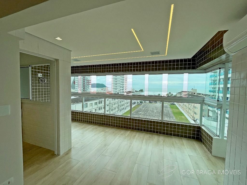 BELISSÍMO APARTAMENTO COM FINO ACABAMENTO E LAZER