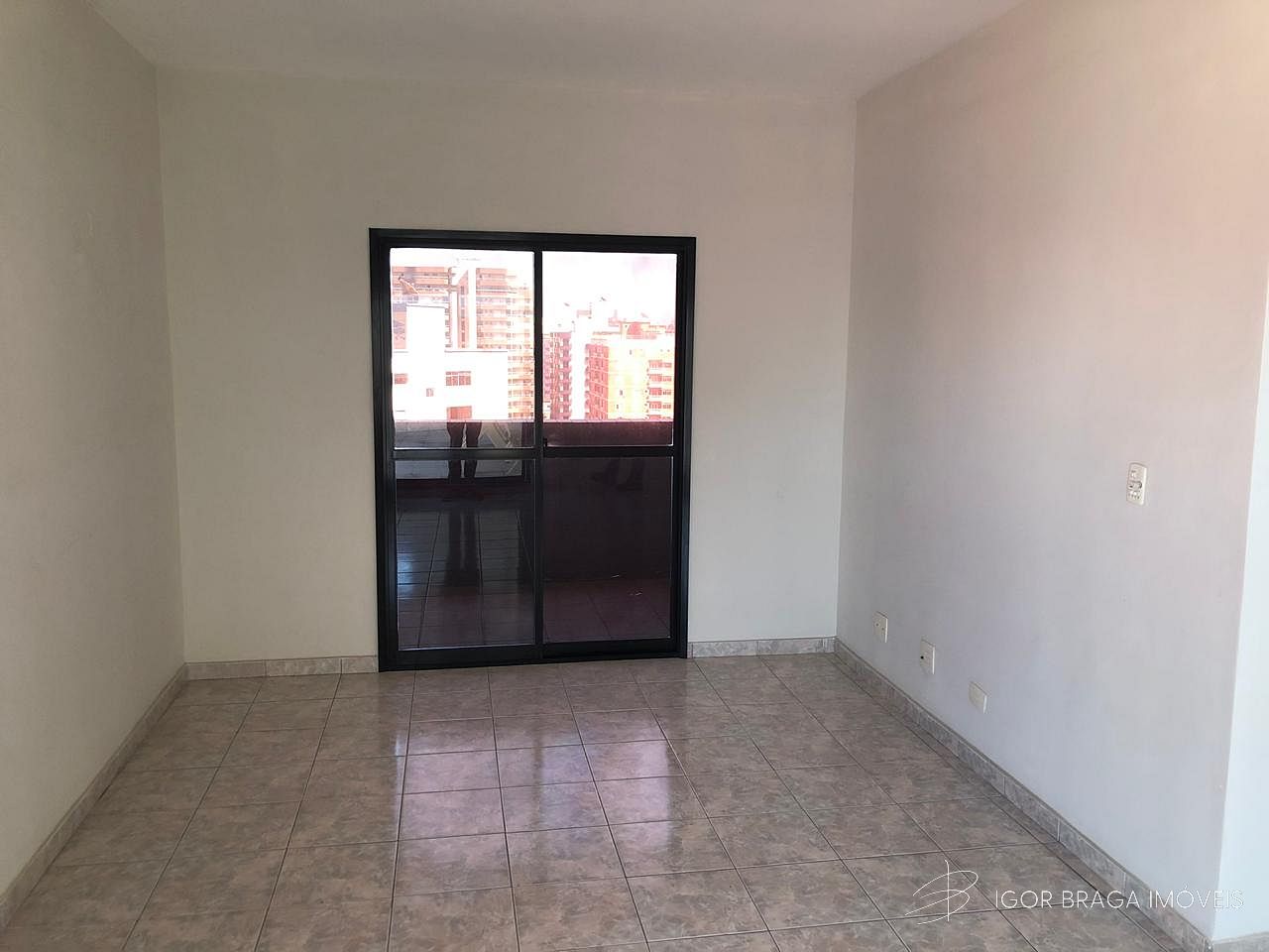 BELÍSSIMO APARTAMENTO COM ACABAMENTO FINO E LAZER COMPLETO