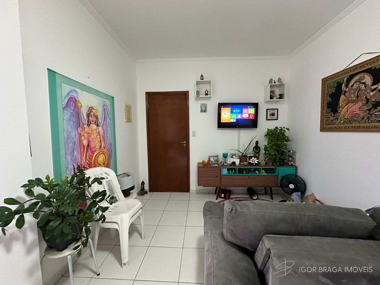 EXCELENTE APARTAMENTO Á 100 METROS DA PRAIA