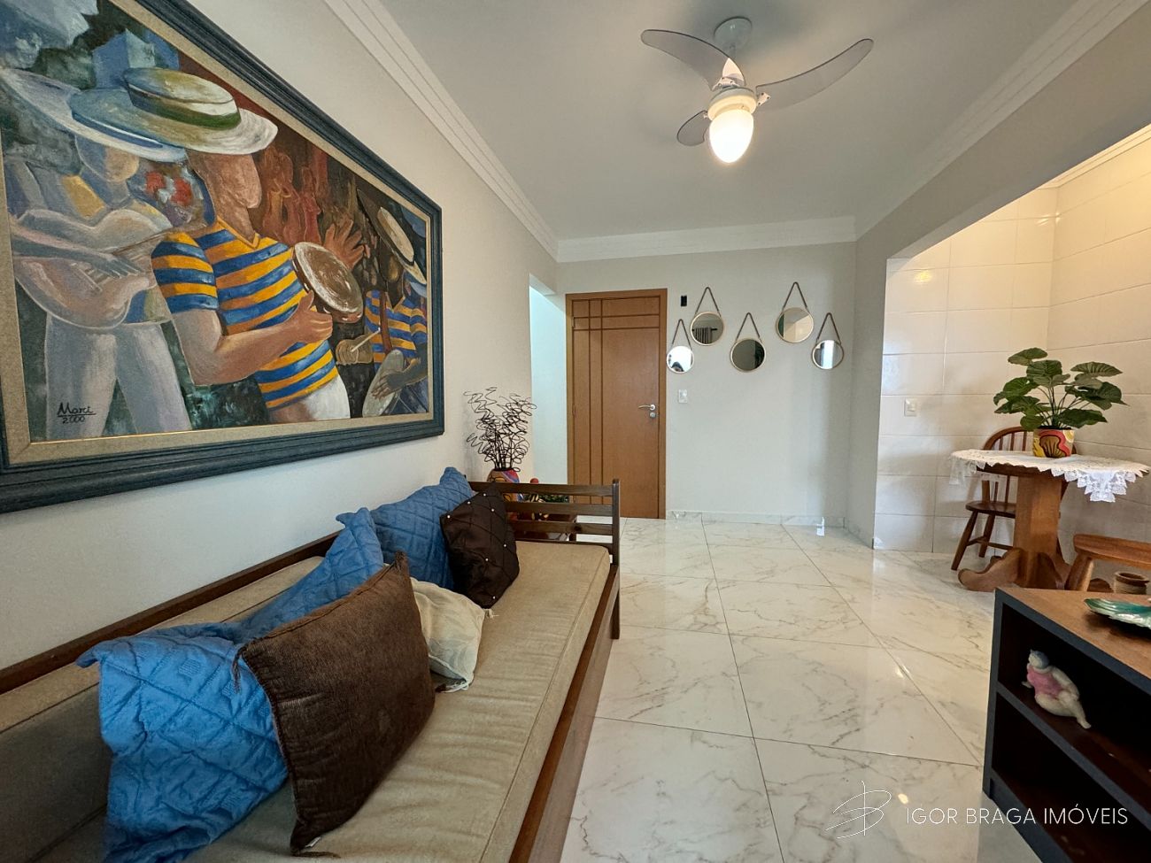 BELÍSSIMO APARTAMENTO COM ACABAMENTO FINO E LAZER COMPLETO