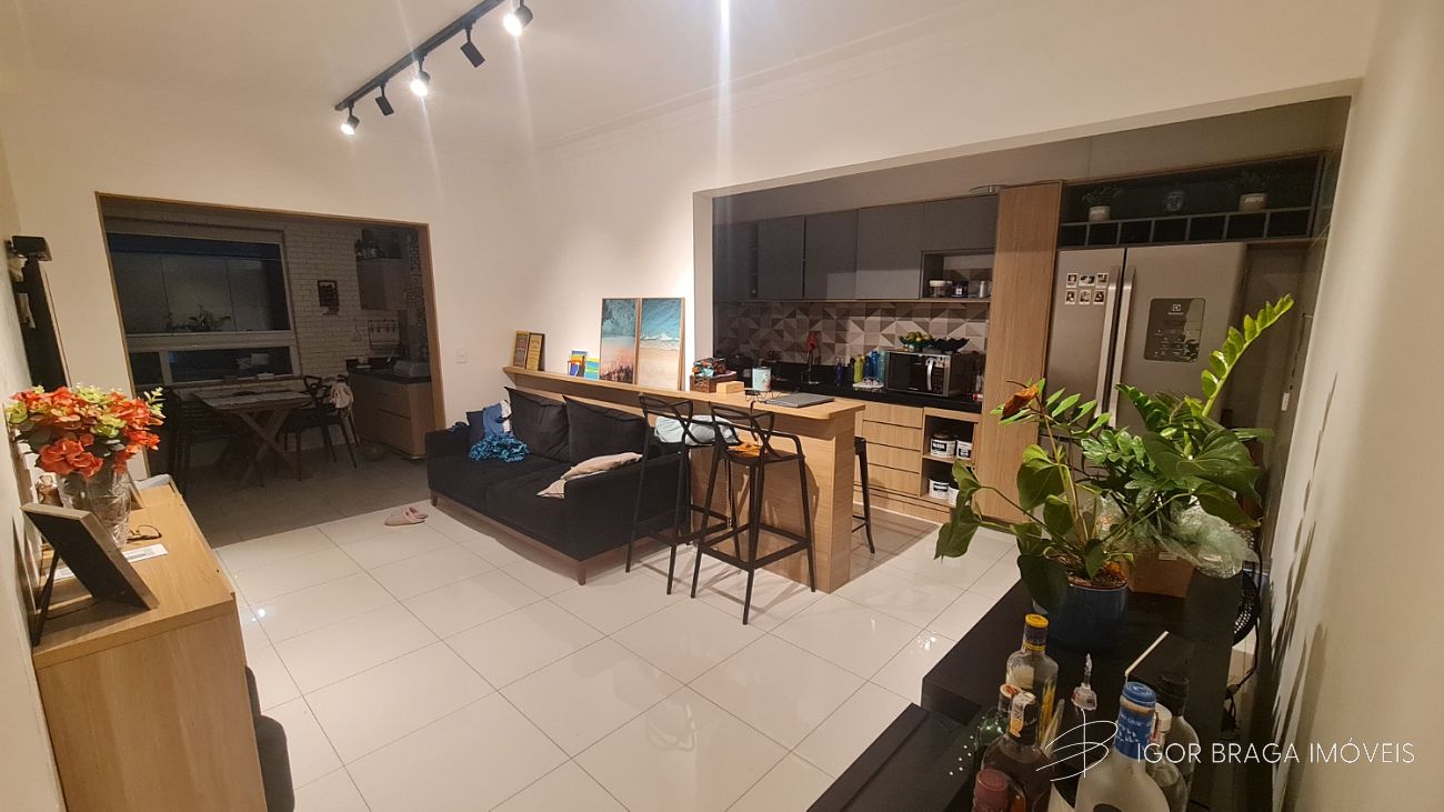 BELÍSSIMO APARTAMENTO COM ACABAMENTO FINO E LAZER COMPLETO