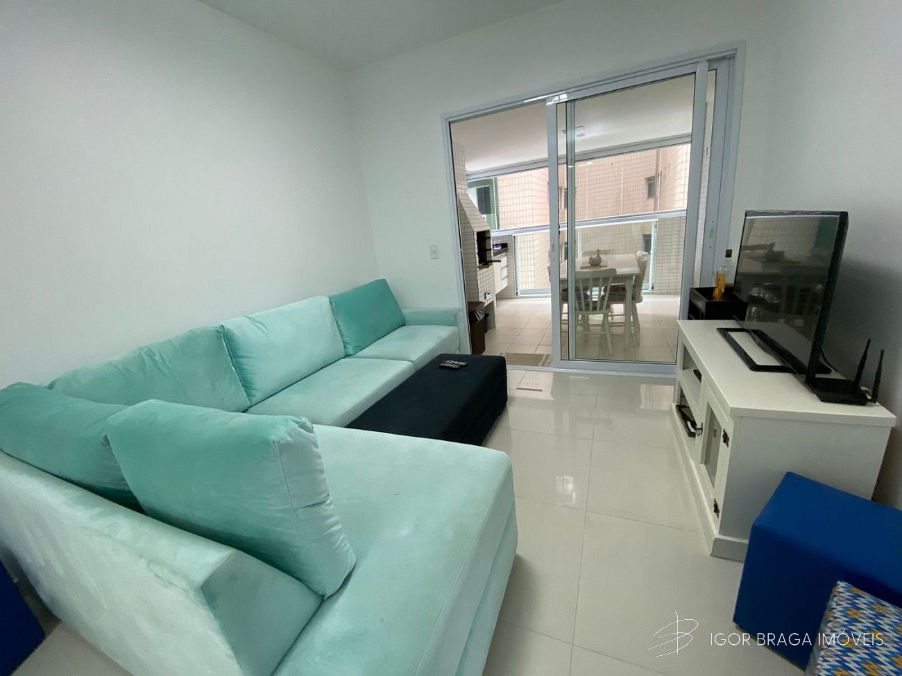 BELÍSSIMO APARTAMENTO, FINO ACABAMENTO E LAZER COMPLETO