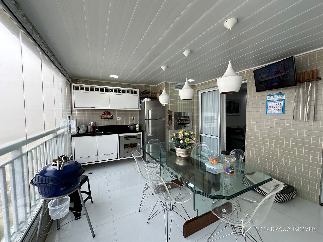 LUXUOSO APARTAMENTO ALTO PADRÃO COM ACABENTO FINO E LAZER COMPLETO