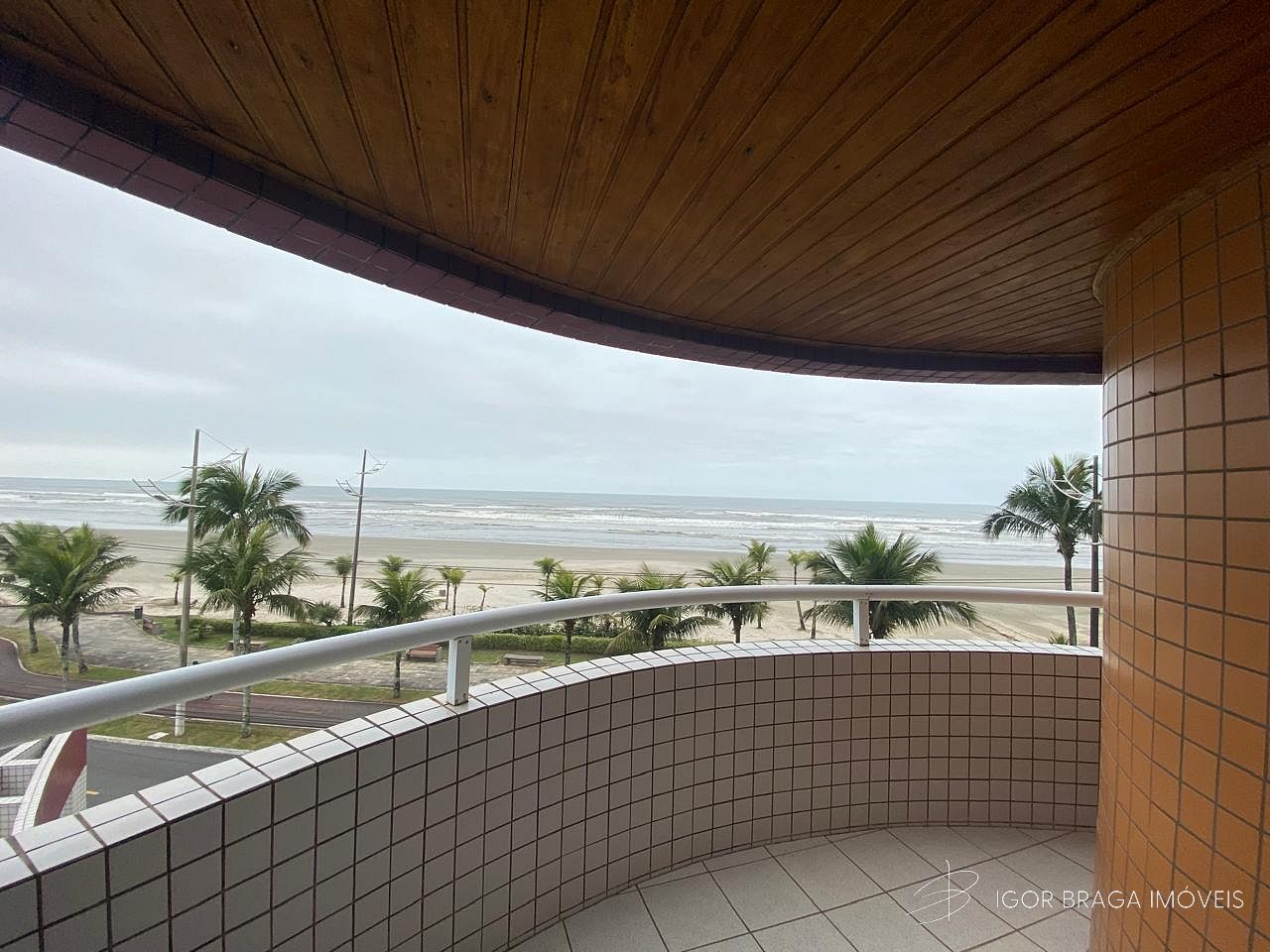 BELISSÍMO APARTAMENTO, FINO ACABAMENTO E LAZER