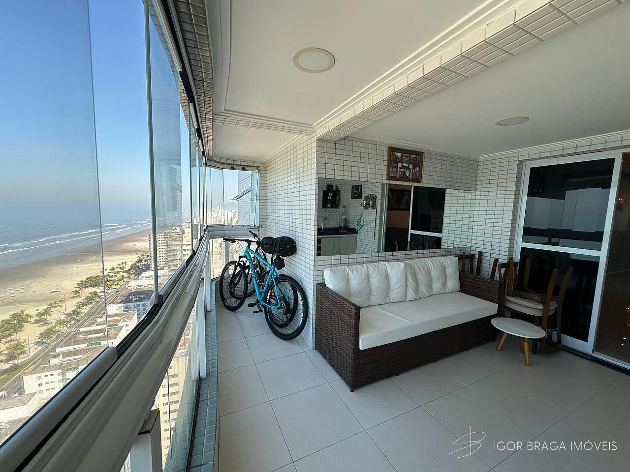 BELÍSSIMO APARTAMENTO, ACABAMENTO FINO E LAZER COMPLETO