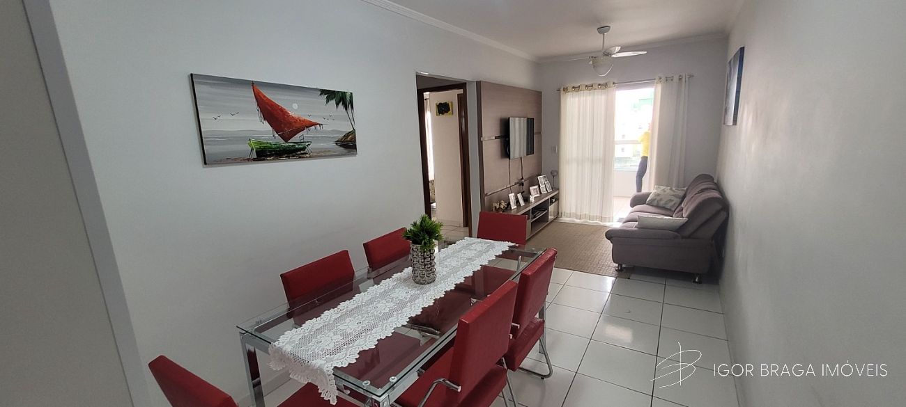 BELÍSSIMO APARTAMENTO, FINO ACABAMENTO E AMPLO