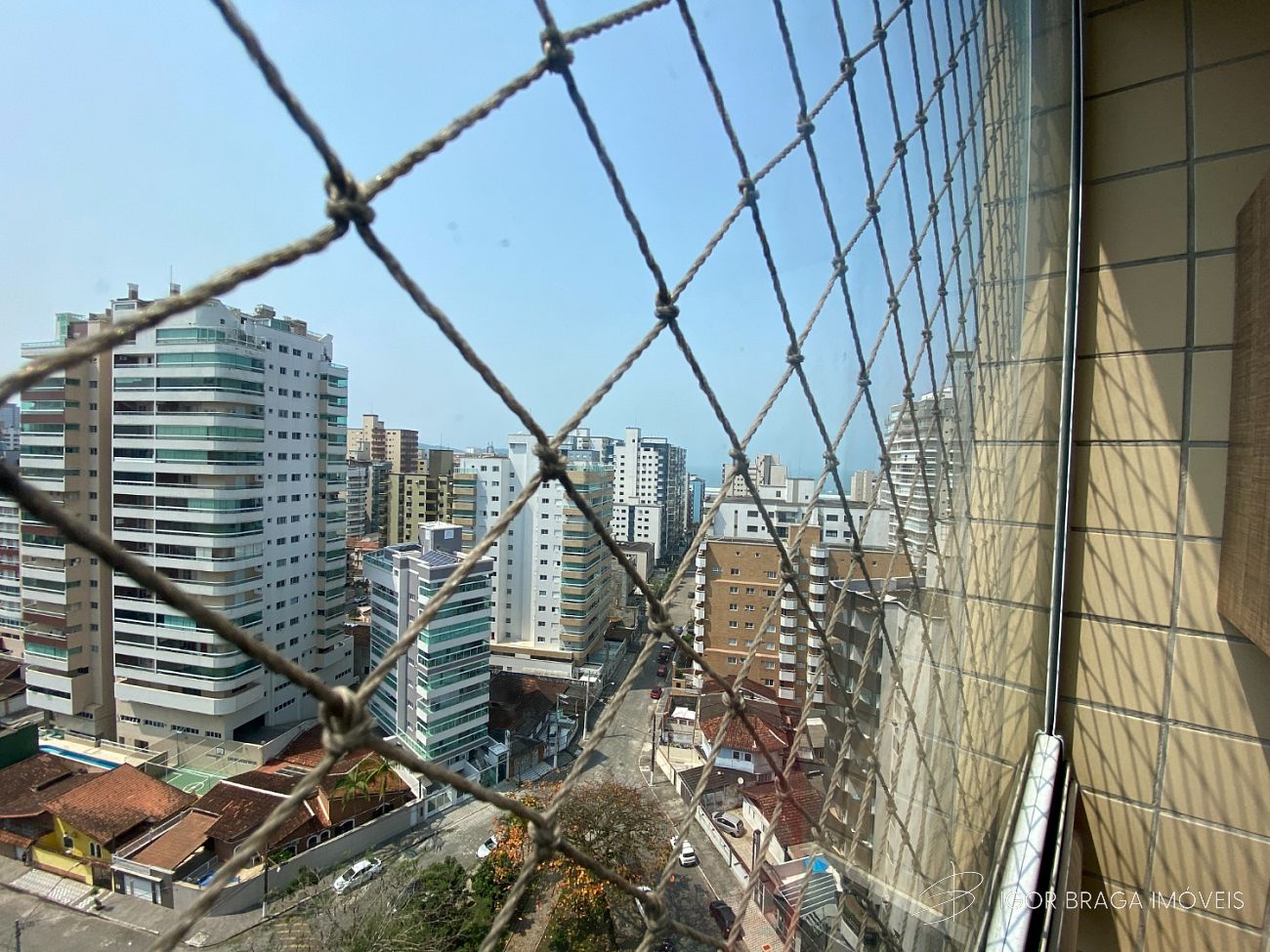 BELISSÍMO APARTAMENTO, À 400m DO MAR E LAZER COMPLETO