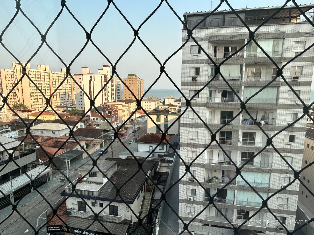 BELÍSSIMO APARTAMENTO, FINO ACABAMENTO E LAZER COMPLETO