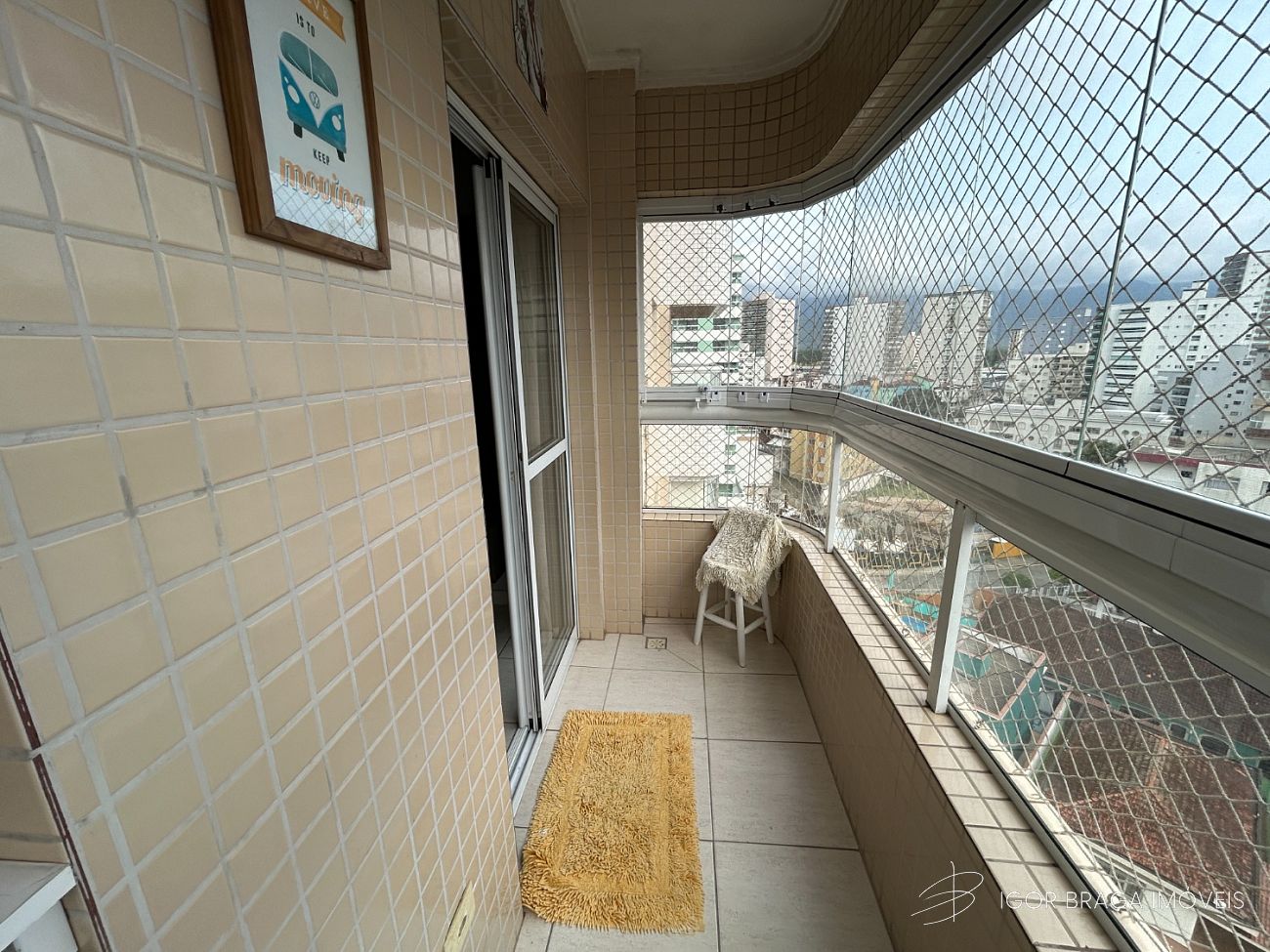 BELÍSSIMO APARTAMENTO, FINO ACABAMENTO E LAZER COMPLETO