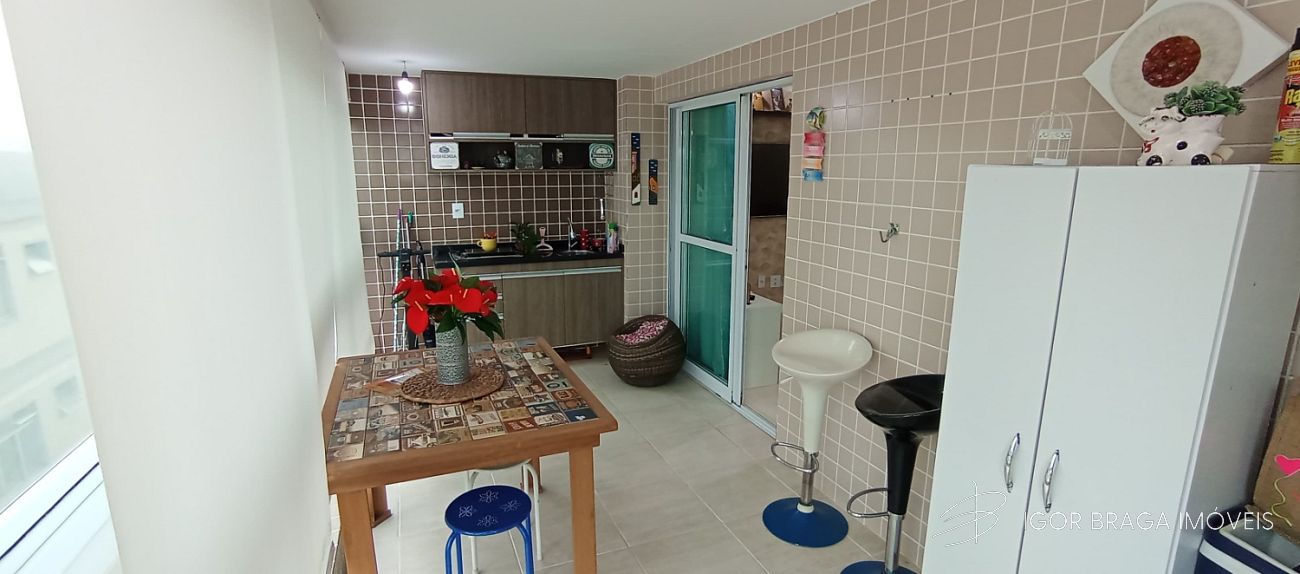 BELÍSSIMO APARTAMENTO, FINO ACABAMENTO E LAZER COMPLETO