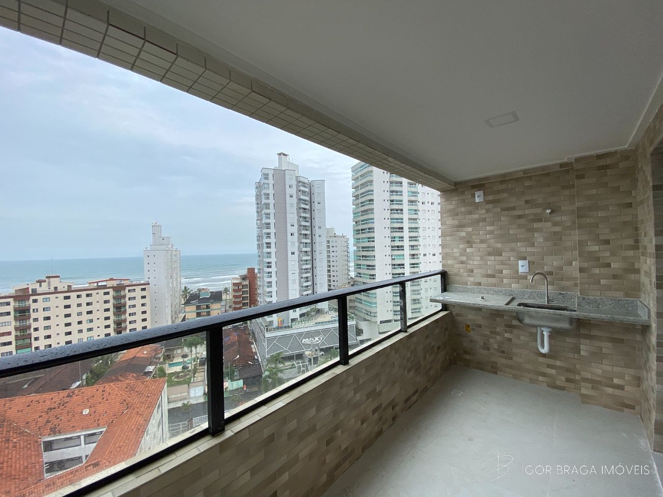 EXCELENTE APARTAMENTO, FINO ACABAMENTO E LAZER COMPLETO