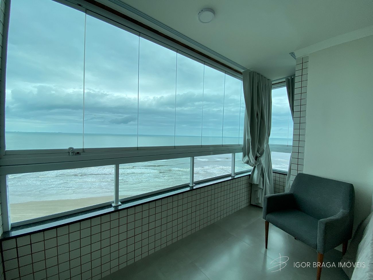 EXCELENTE APARTAMENTO, FINO ACABAMENTO E LAZER COMPLETO