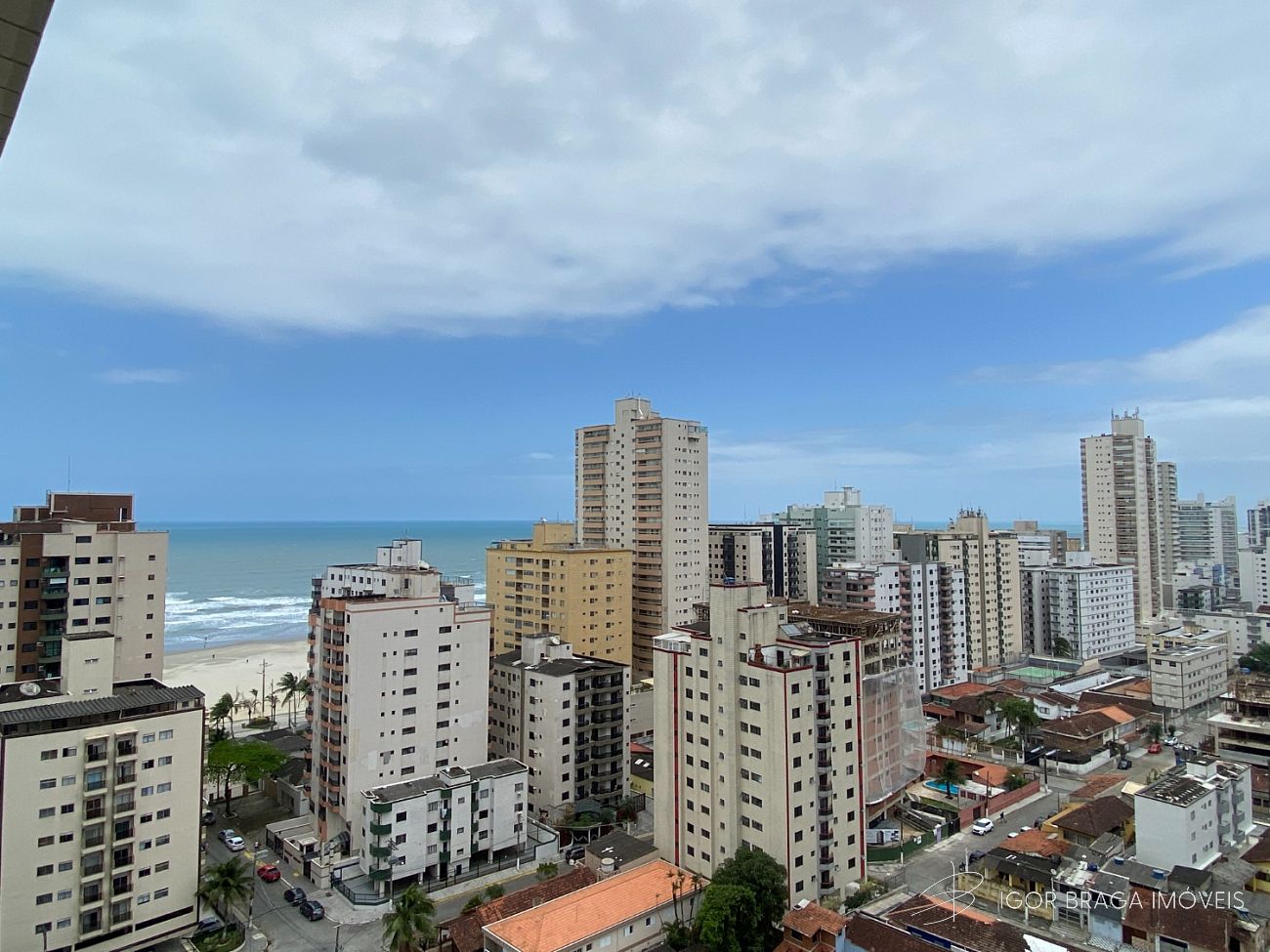 EXCELENTE APARTAMENTO, FINO ACABAMENTO E LAZER