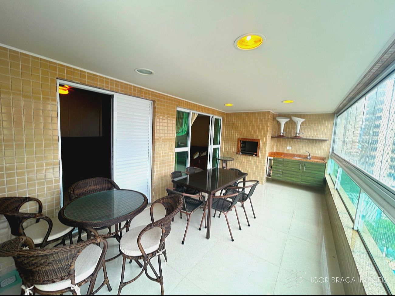 EXCELENTE APARTAMENTO, FINO ACABAMENTO E LAZER COMPLETO