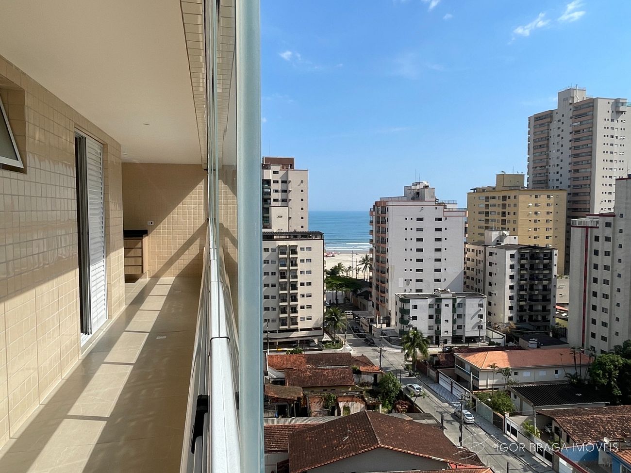EXCELENTE APARTAMENTO, FINO ACABAMENTO E LAZER