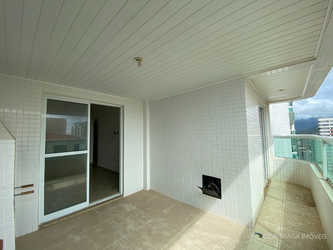 EXCELENTE APARTAMENTO, FINO ACABAMENTO E LAZER COMPLETO