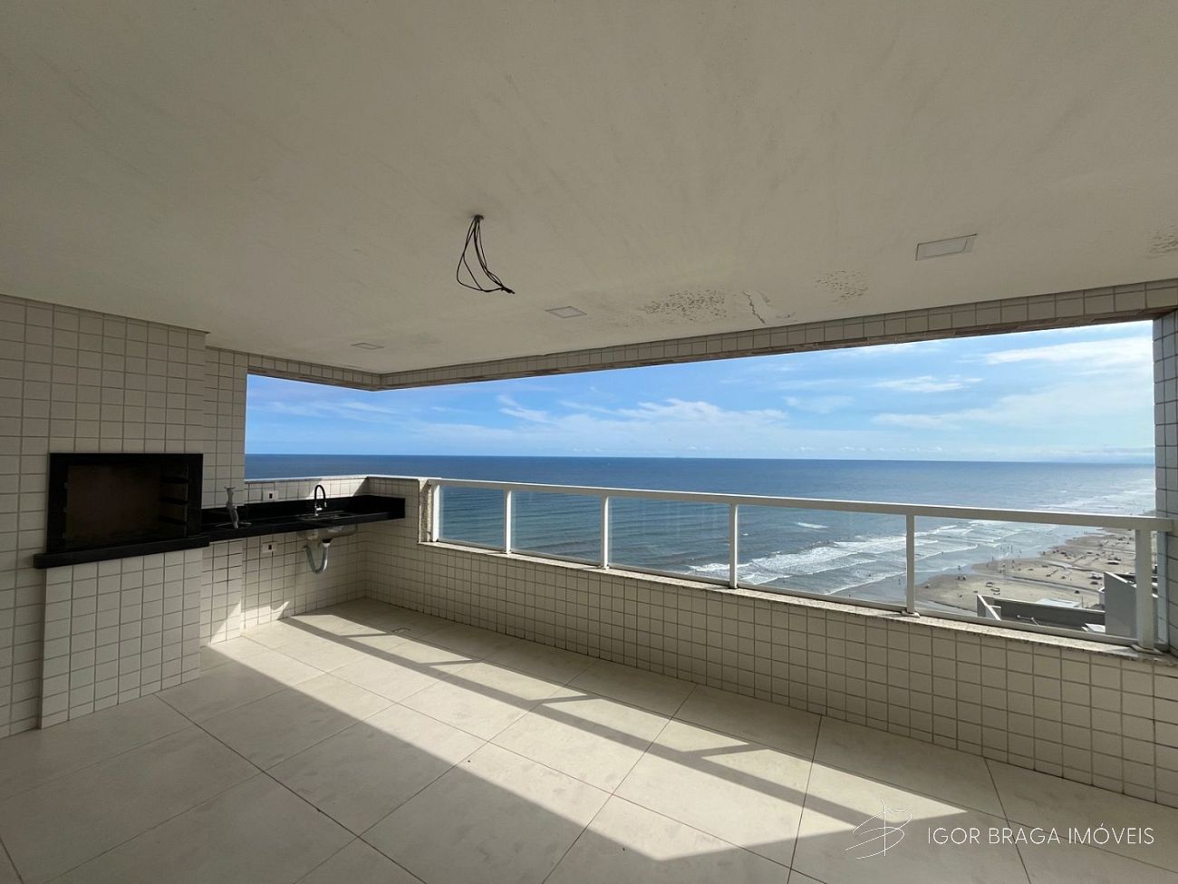 EXCELENTE COBERTURA DUPLEX, FINO ACABAMENTO E LAZER COMPLETO