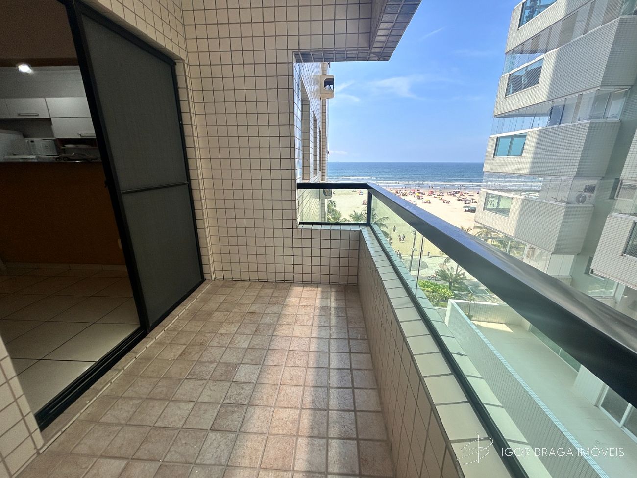 BELÍSSIMO APARTAMENTO, FINO ACABAMENTO E LAZER