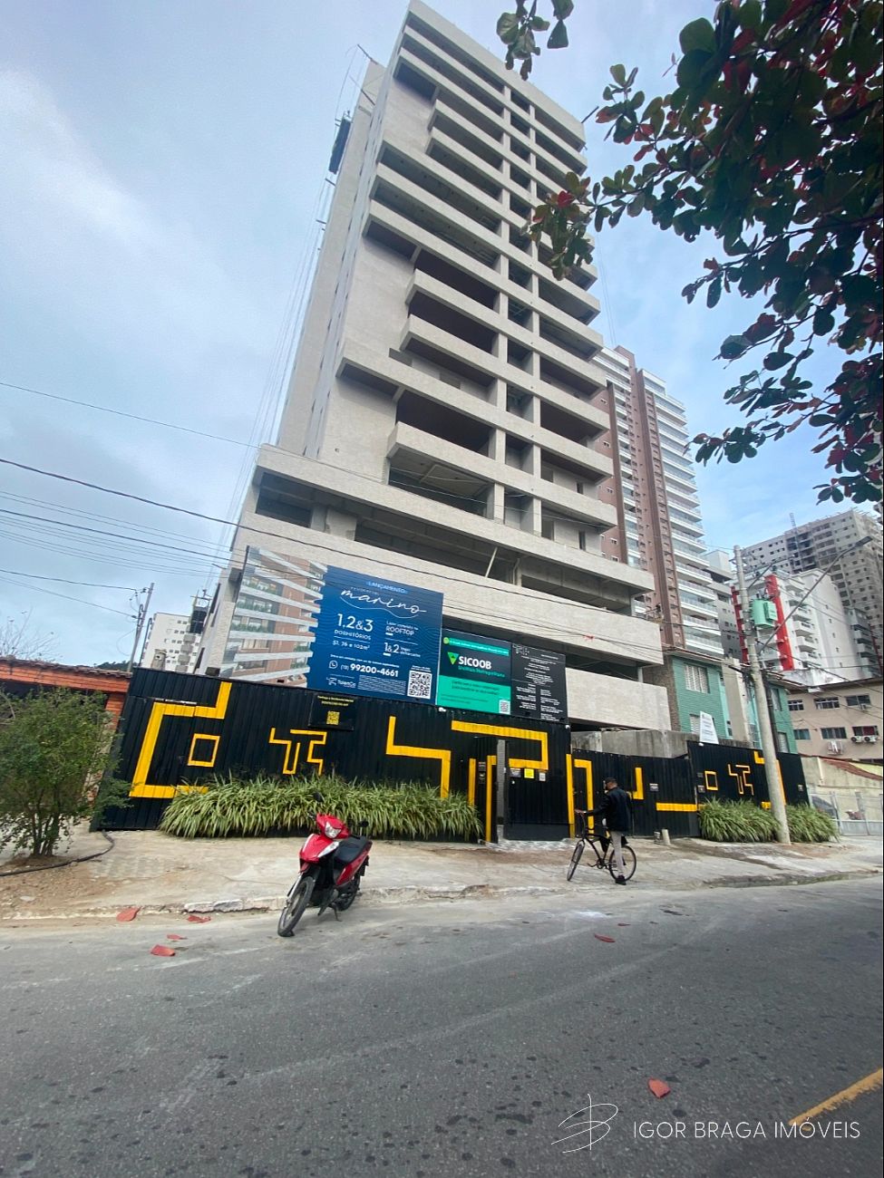 BELÍSSIMO LANÇAMENTO, À 500m DO MAR E LAZER COMPLETO