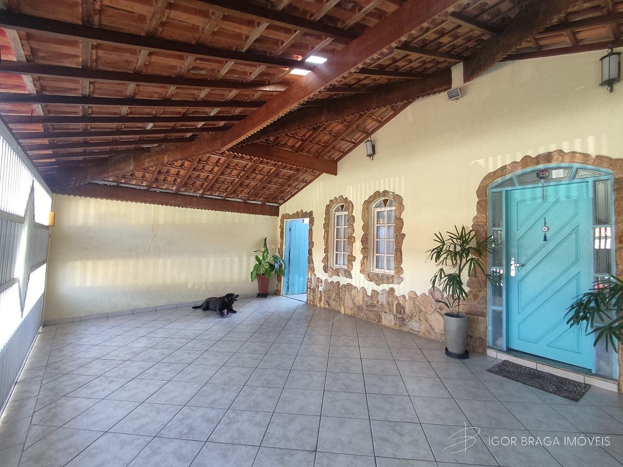 BELISSÍMA CASA, AMPLA E ÁREA GOURMET