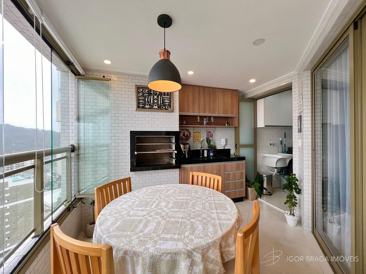 LUXUOSO APARTAMENTO, À 700m DO MAR E LAZER COMPLETO