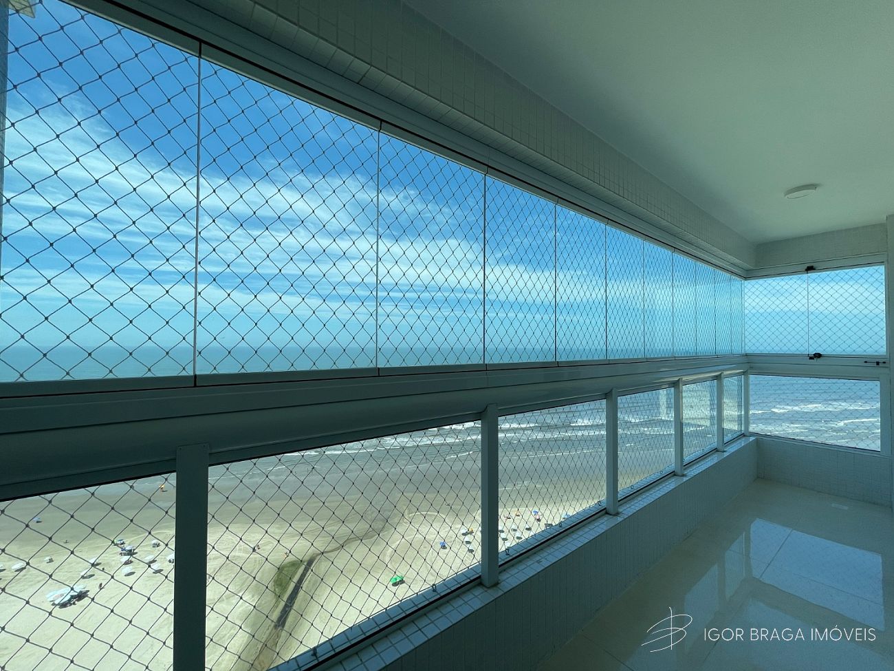 BELÍSSIMO APARTAMENTO, ALTO PADRÃO E LAZER COMPLETO