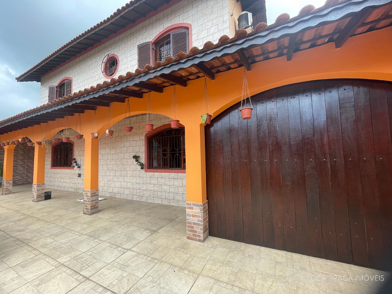 BELISSÍMA CASA, ÁREA GOURMET E À 450m DO MAR