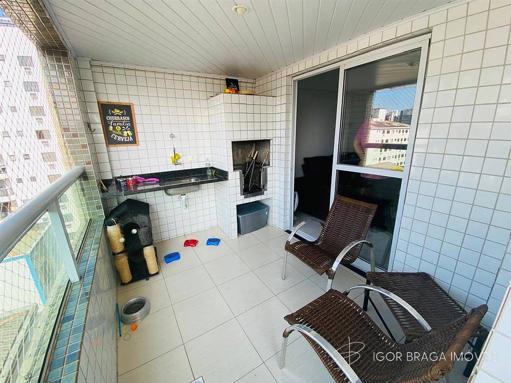 BELÍSSIMO APARTAMENTO, À 250m DO MAR E LAZER