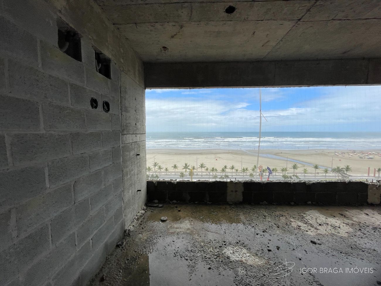 INCRÍVEL APARTAMENTO, FINO ACABAMENTO E LAZER COMPLETO