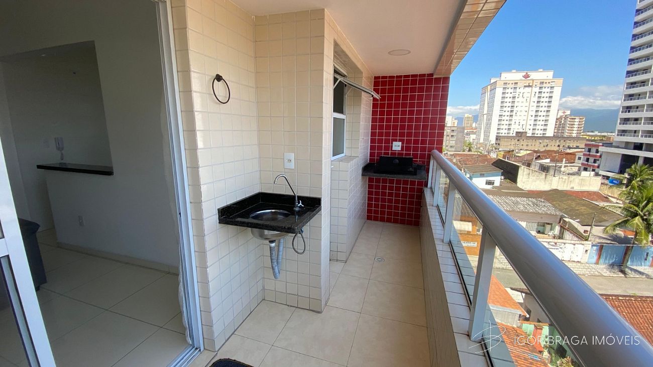 EXCELENTE APARTAMENTO COM VARANDA GOURMET À 300M DO MAR