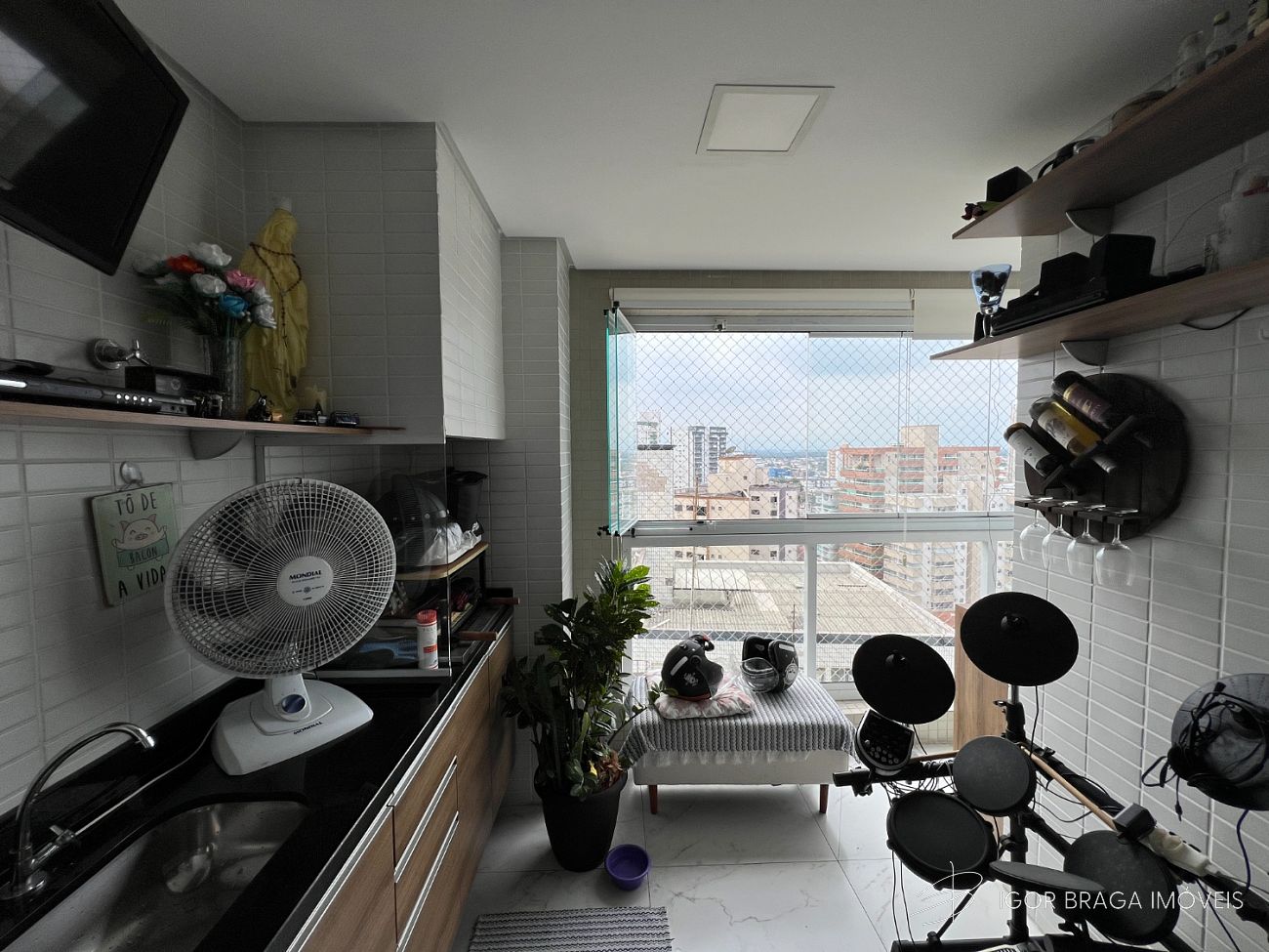 BELÍSSIMO APARTAMENTO, à 400m DO MAR E LAZER COMPLETO