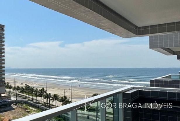 EXCELENTE APARTAMENTO, À 15M DO MAR E LAZER COMPLETO