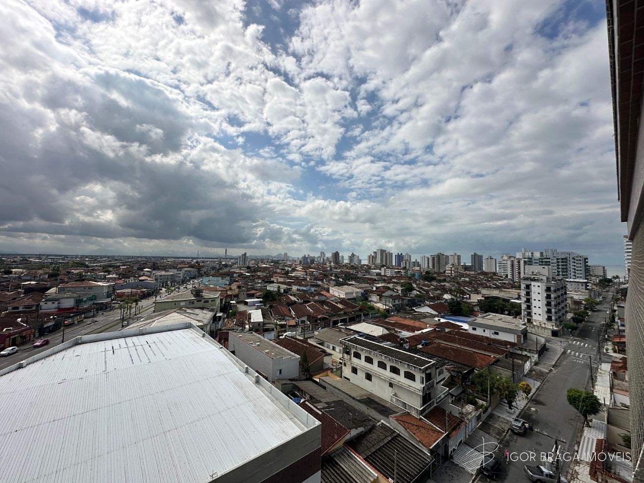 BELISSÍMO APARTAMENTO, À 600M DO MAR E LAZER COMPLETO