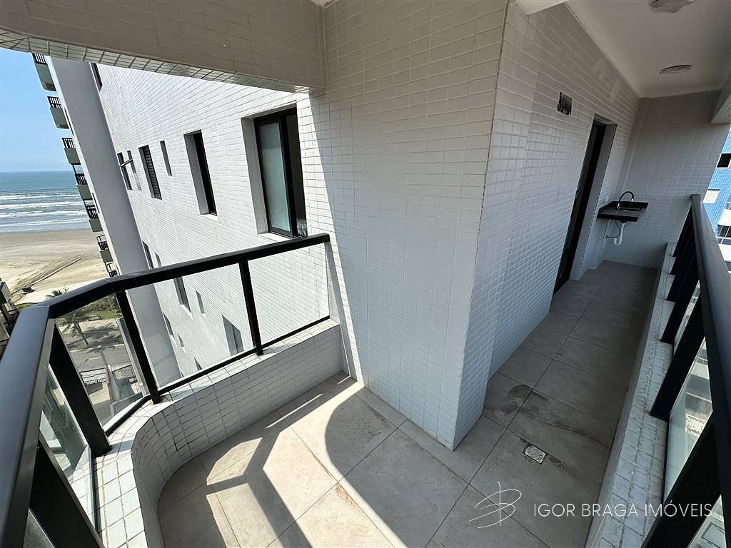 EXCELENTE APARTAMENTO AMPLO, FINO ACABAMENTO  E LAZER COMPLETO