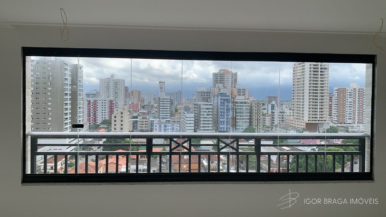 BELÍSSIMO APARTAMENTO, À 700M DO MAR E LAZER COMPLETO