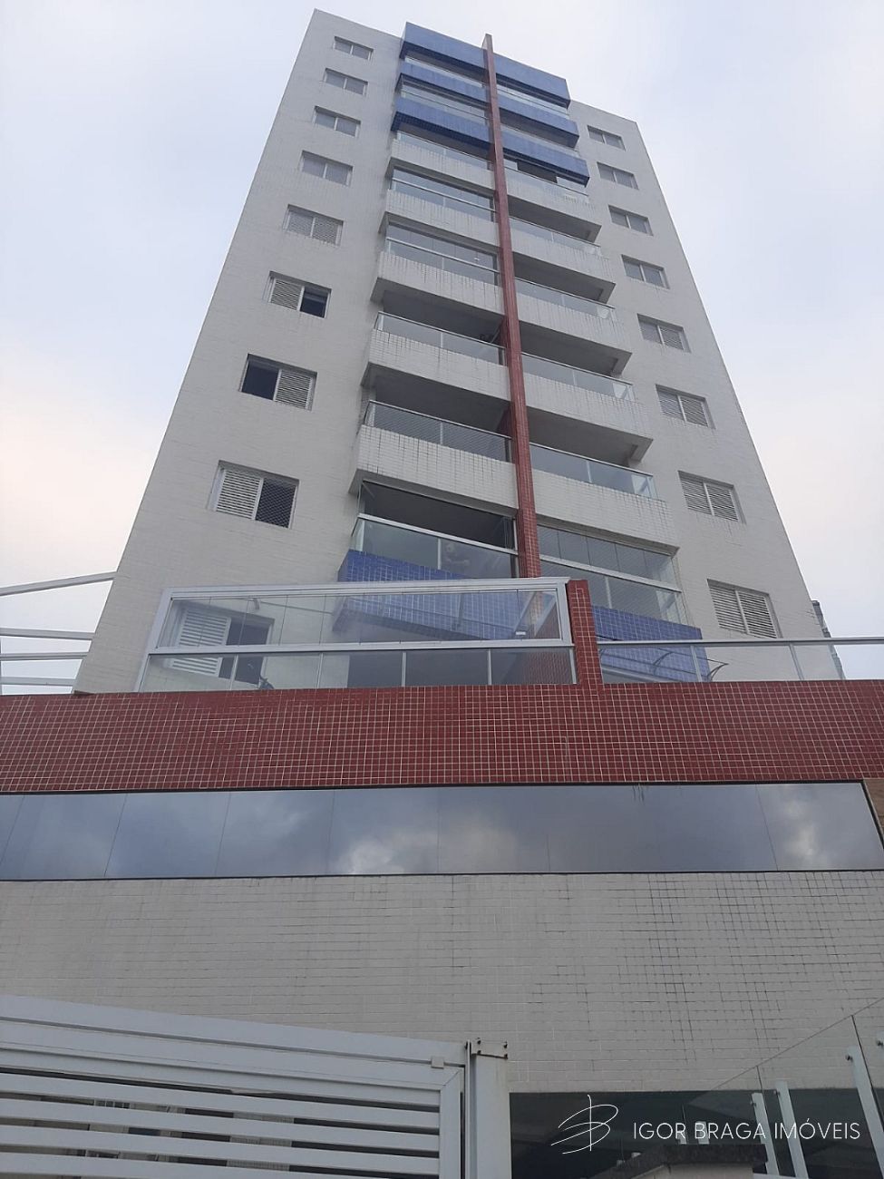 BELÍSSIMO APARTAMENTO COM ACABAMENTO FINO E LAZER COMPLETO