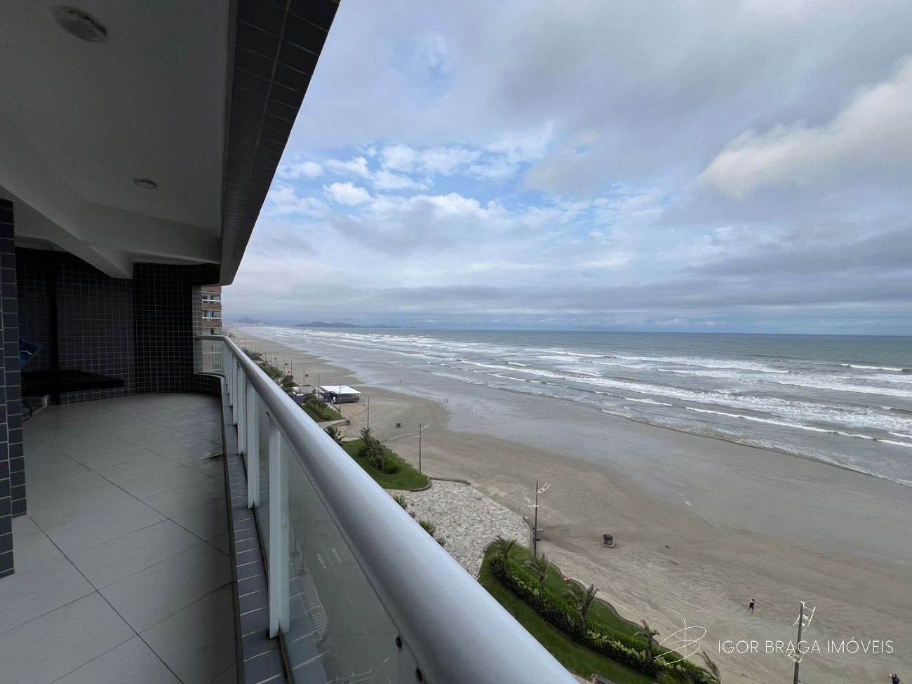 BELÍSSIMO APARTAMENTO, ACABAMENTO FINO E LAZER COMPLETO