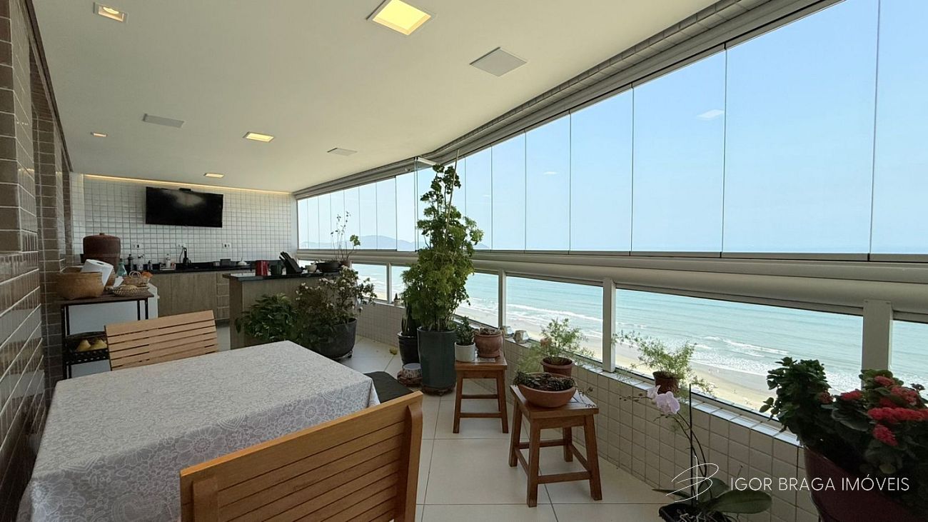 EXCELENTE APARTAMENTO, FINO ACABAMENTO E LAZER COMPLETO