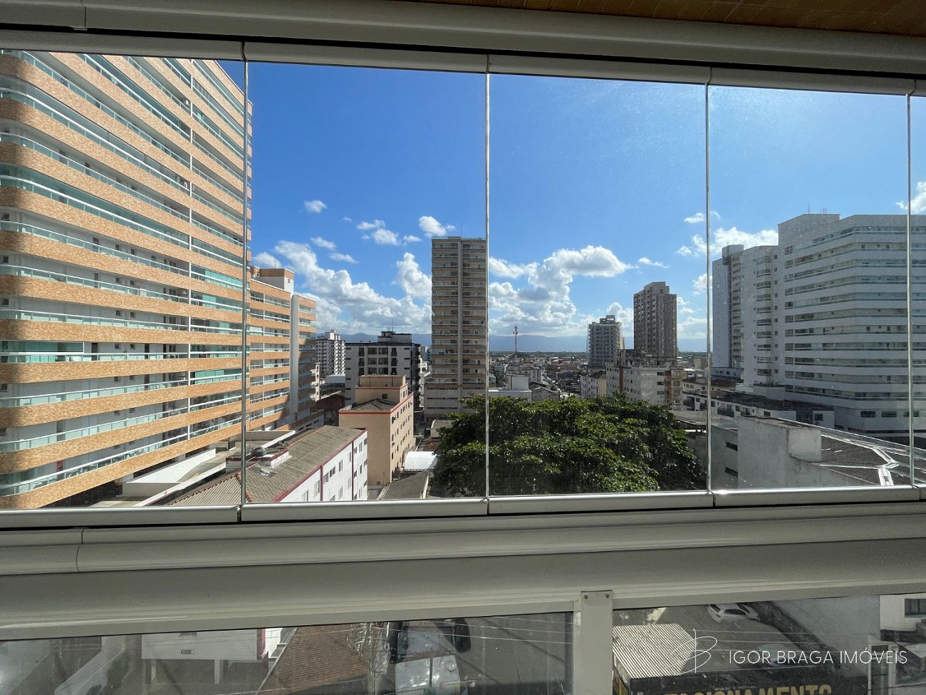 BELÍSSIMO APARTAMENTO, ACABAMENTO FINO E LAZER COMPLETO