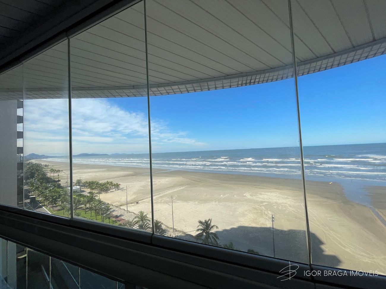 BELÍSSIMO APARTAMENTO, ACABAMENTO FINO E LAZER COMPLETO