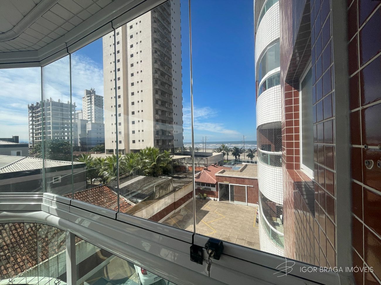 BELÍSSIMO APARTAMENTO, ACABAMENTO FINO E LAZER COMPLETO