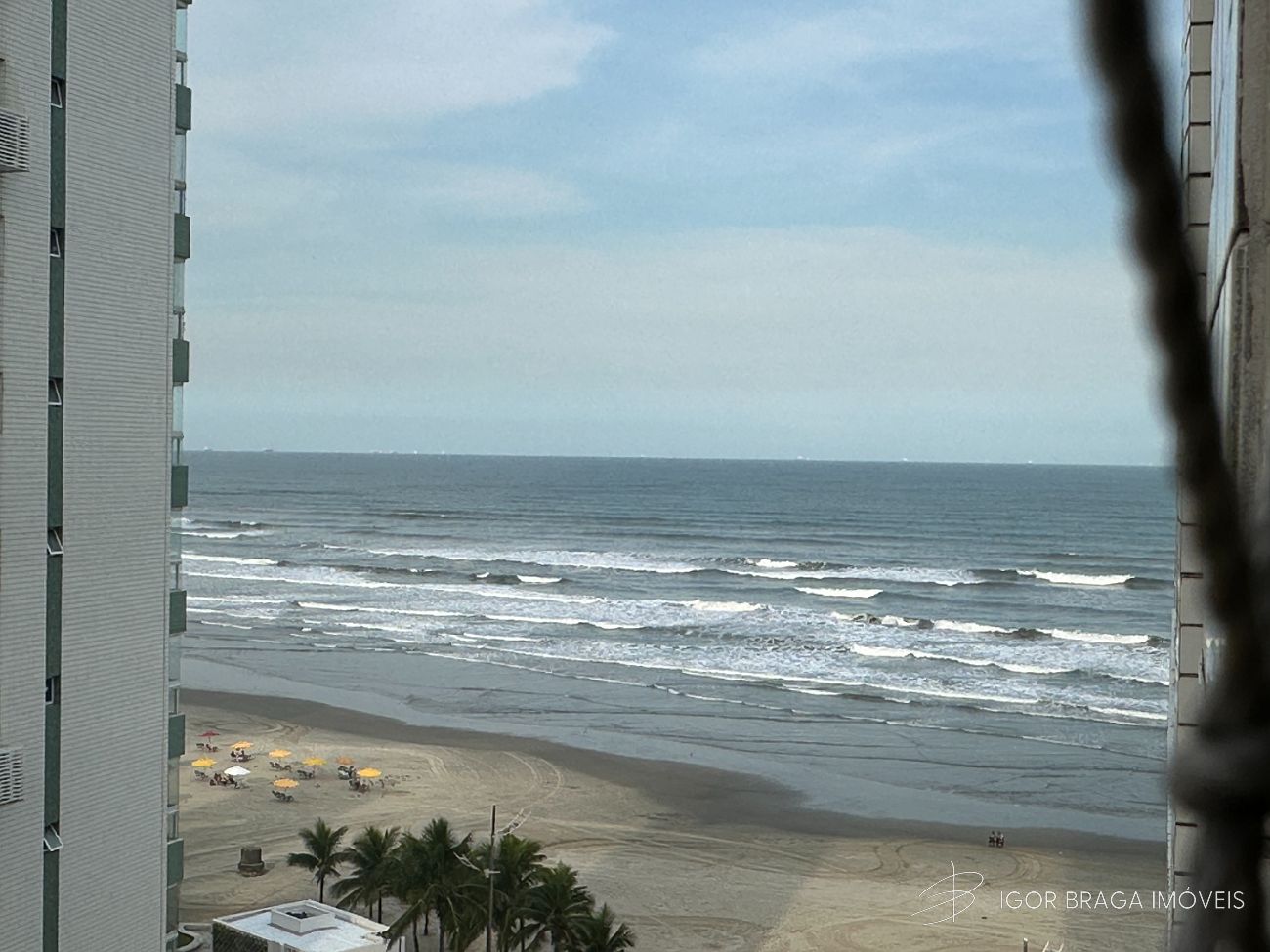 BELÍSSIMO APARTAMENTO, FINO ACABAMENTO E LAZER COMPLETO