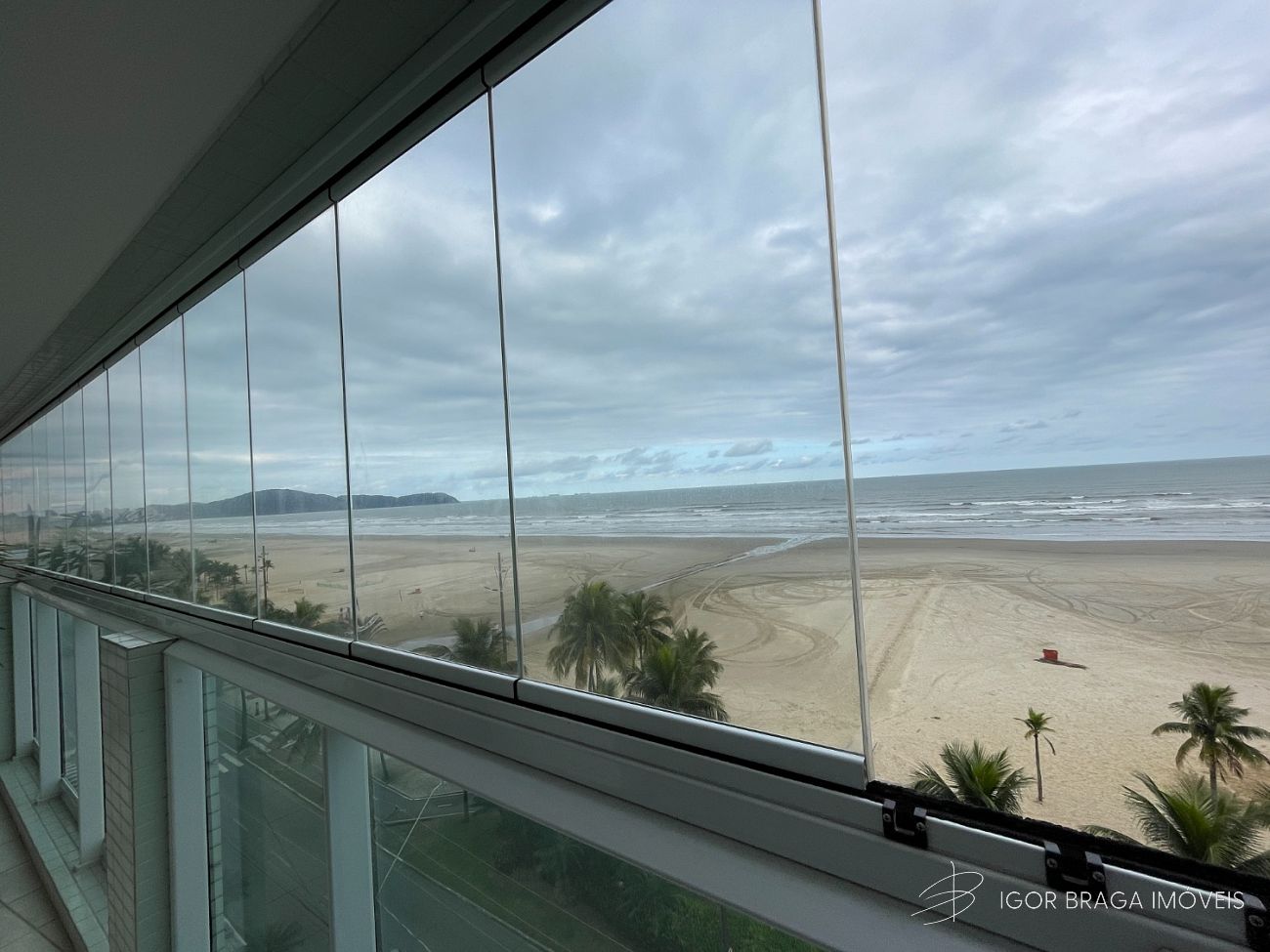 EXCELENTE APARTAMENTO, FINO ACABAMENTO E LAZER COMPLETO