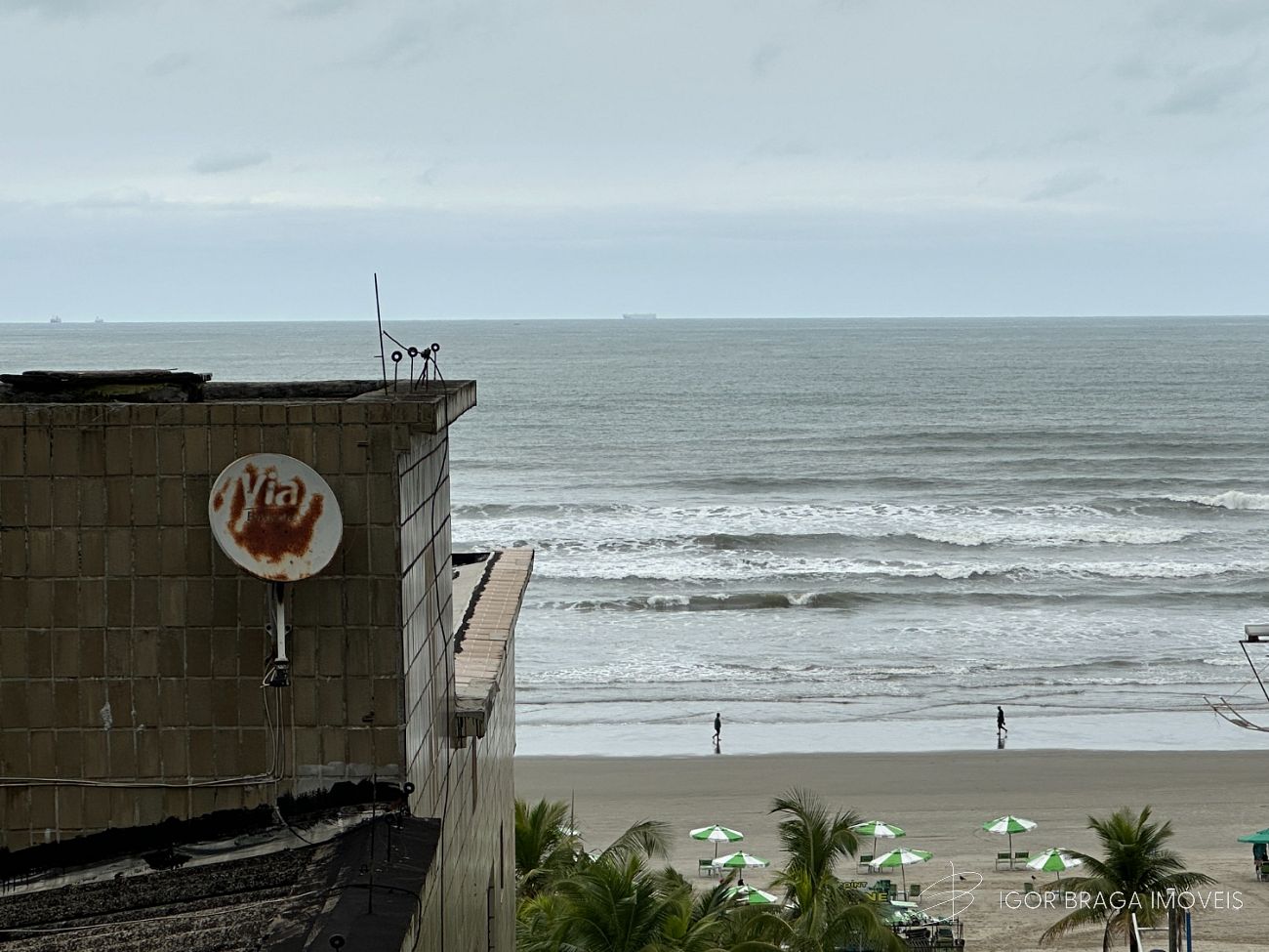 BELÍSSIMO APARTAMENTO, FINO ACABAMENTO E LAZER