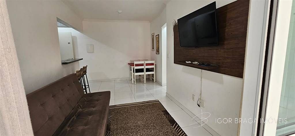 BELÍSSIMO APARTAMENTO, AMPLO E LAZER COMPLETO