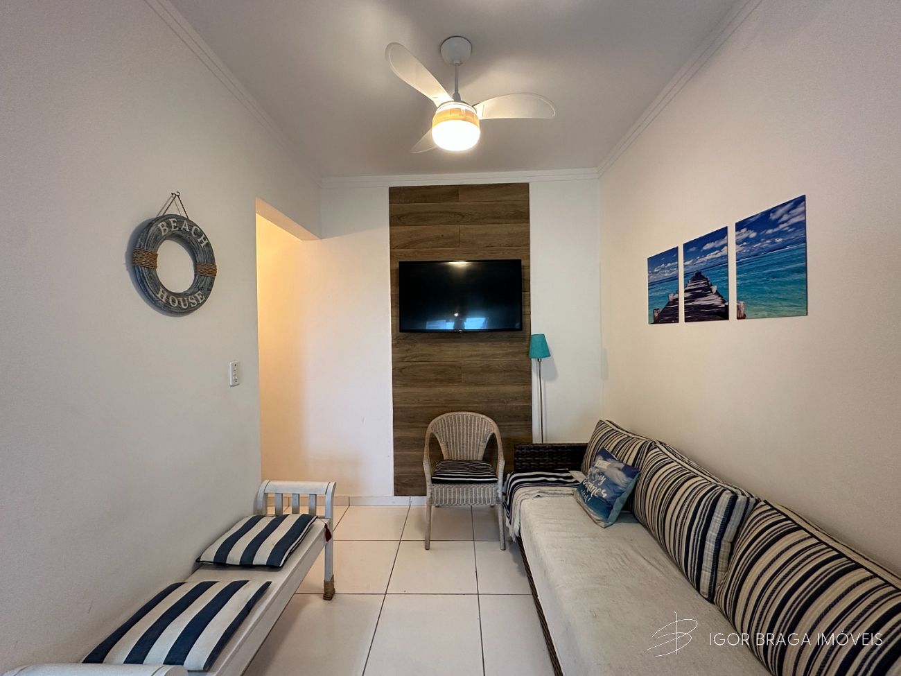 BELÍSSIMO APARTAMENTO, AMPLO E LAZER COMPLETO