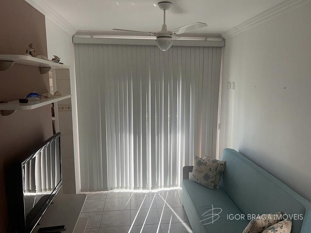 BELÍSSIMO APARTAMENTO, À 150M DO MAR