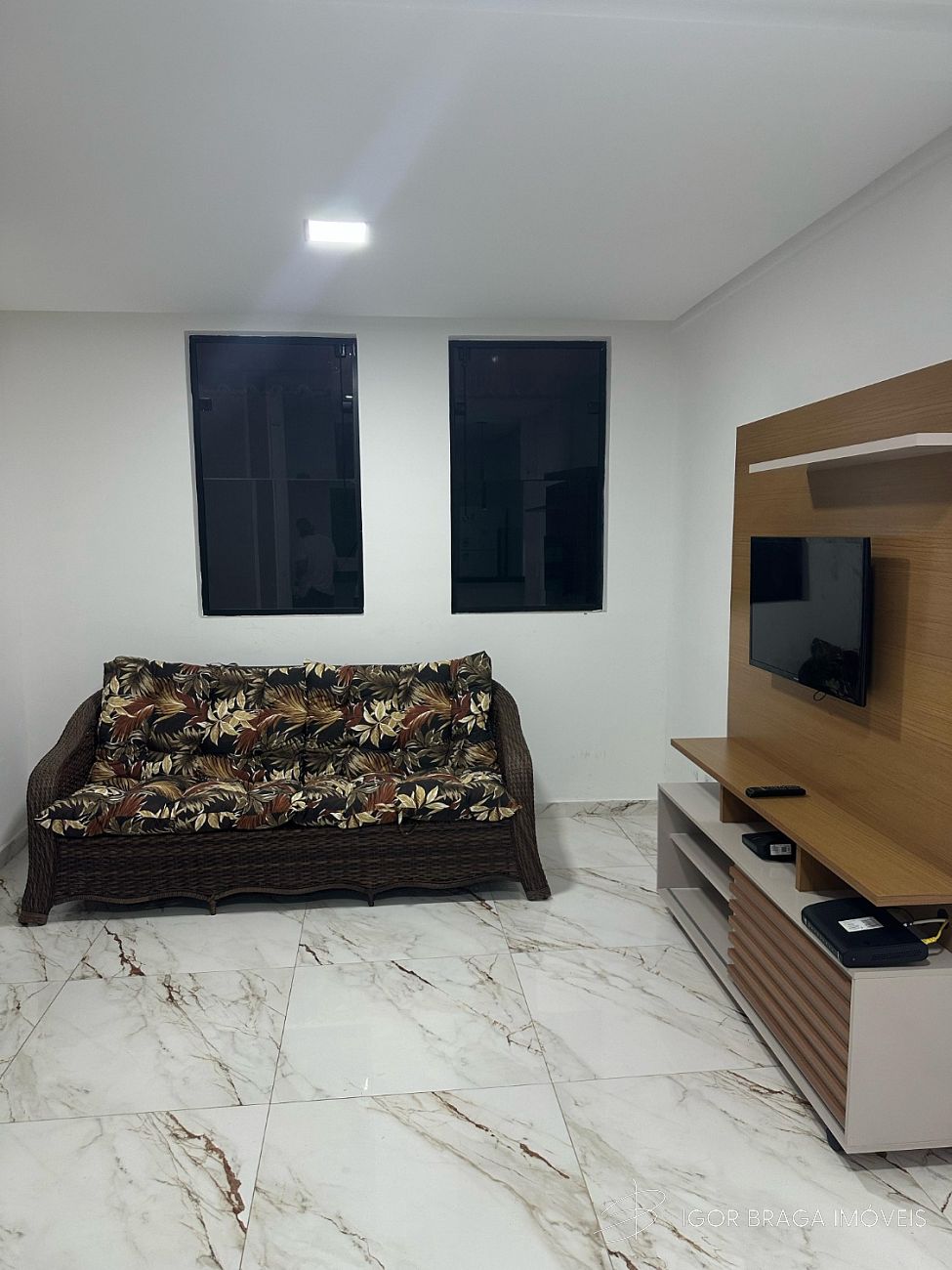 BELÍSSIMO SOBRADO, AMPLO E ÀREA DE LAZER