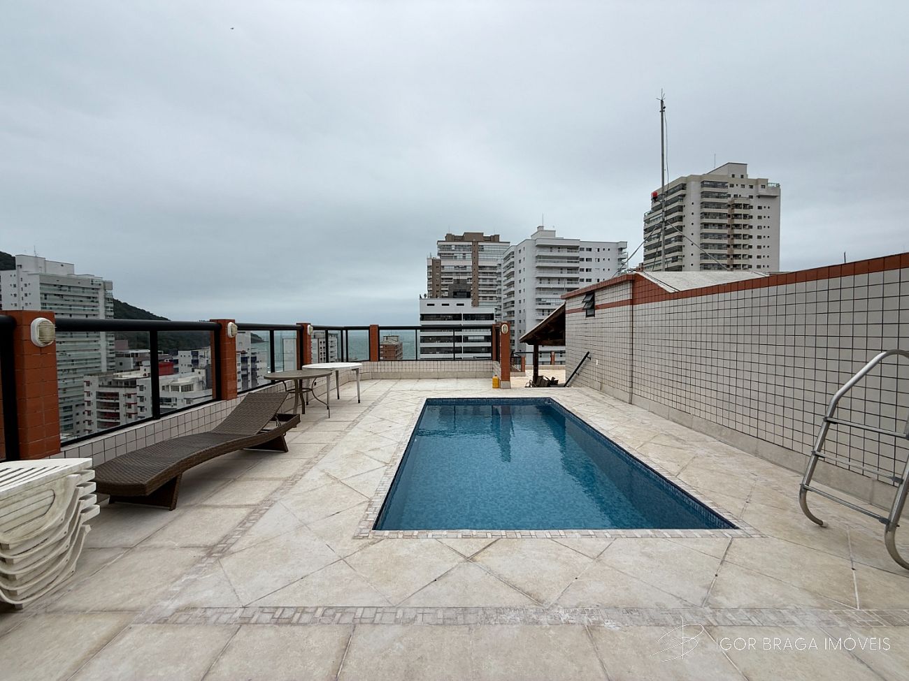 INCRÍVEL COBERTURA, FINO ACABAMENTO E LAZER COMPLETO